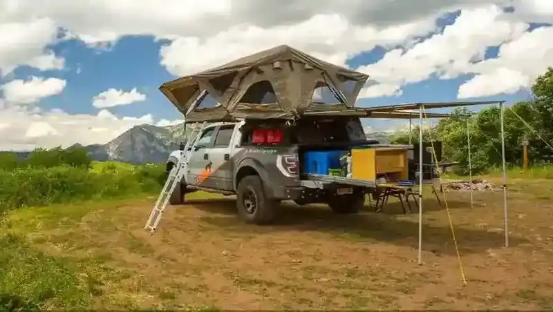 Are Roof Top Tents Good for Windy Conditions top picture.