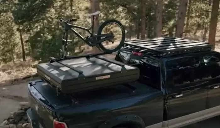 Condor Overland tent box with cross bars attached.